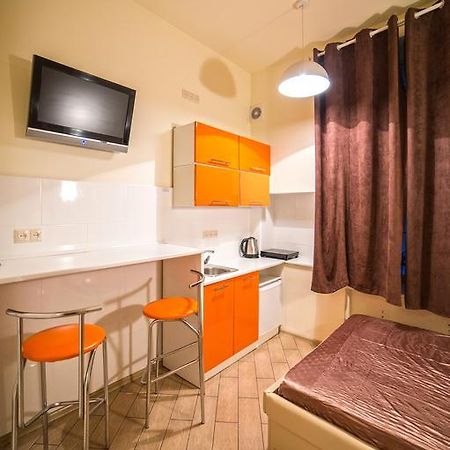 Mini Apartment On Rappoporta 7A-3 Lviv Exterior photo